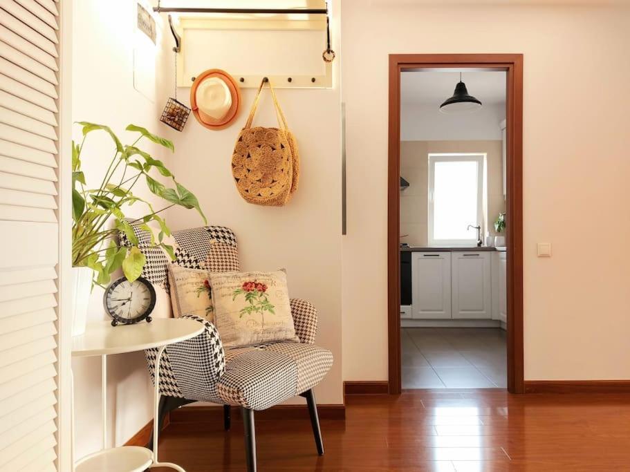 Cosy Boutique 61 Sqm Apartment - Private Parking - Ten Blocks Residence بوخارست المظهر الخارجي الصورة
