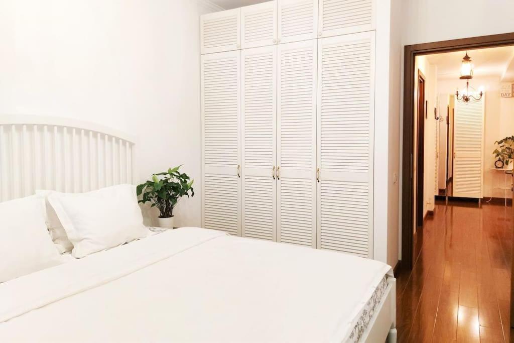 Cosy Boutique 61 Sqm Apartment - Private Parking - Ten Blocks Residence بوخارست المظهر الخارجي الصورة