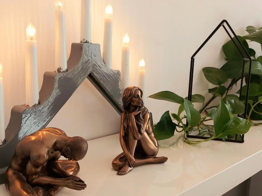 Cosy Boutique 61 Sqm Apartment - Private Parking - Ten Blocks Residence بوخارست المظهر الخارجي الصورة